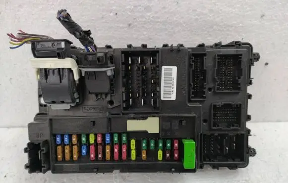 Ford Fusion II Comfort/convenience module A2C7352810800