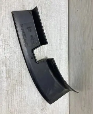 Rear/tail light trim molding