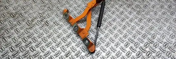 Nissan 350Z Loading door upper hinge 84430CE400 62950 2950102900