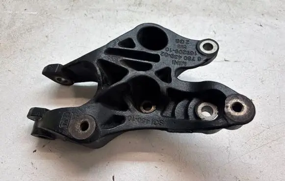 Mini One - Cooper Coupe R56 Engine mounting bracket 6780439