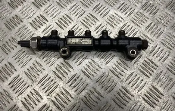 Fuel main line pipe