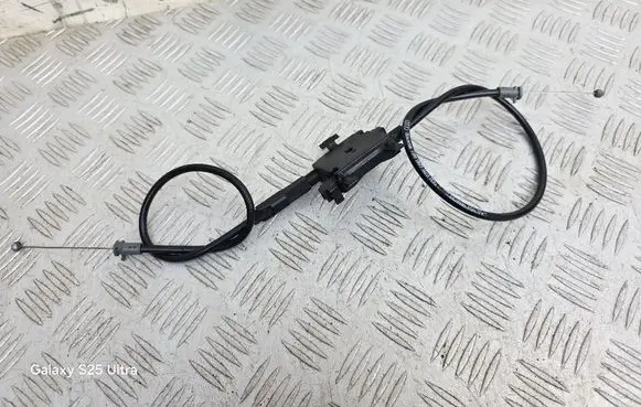 Audi A4 S4 B9 Engine bonnet/hood lock release cable 8W0823531