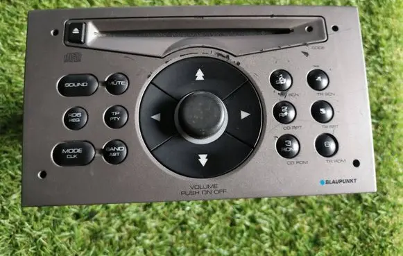 Suzuki Ignis Radio/CD/DVD/GPS head unit 3910186G10ZY 7433398 7644061510