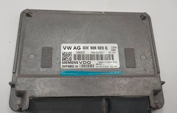 Skoda Fabia Mk2 (5J) Engine control unit/module 03E906023Q 03E906023 5WP408534