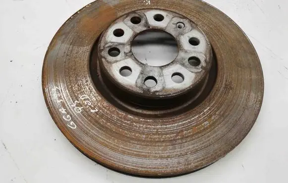 Audi Q3 8U Front brake disc