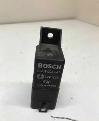 Chevrolet Captiva Glow plug pre-heat relay 0281003041
