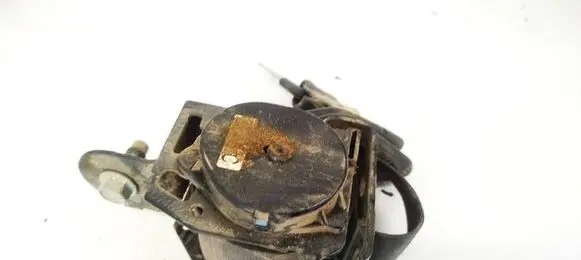 Mazda 6 Rear seatbelt