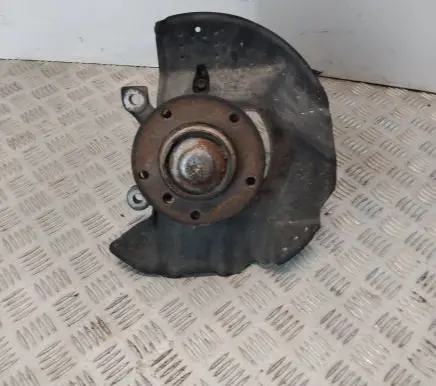 BMW 3 E46 Front wheel hub spindle knuckle 