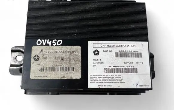 Chrysler 300C Sound amplifier 05064981AM