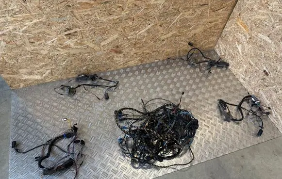 BMW 5 E39 Sound system wiring loom 