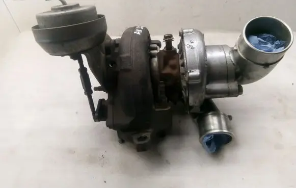 Toyota Avensis T250 Turbo 172010R020