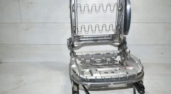 Hyundai i20 (GB IB) Driver seat console base 4622