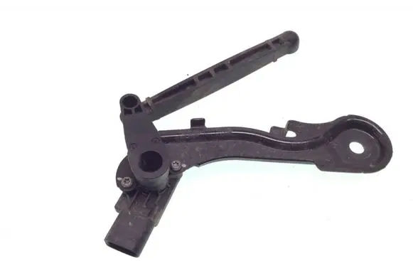 Headlight/headlamp level sensor