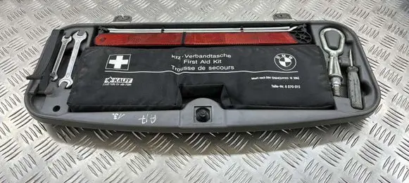 BMW 7 E65 E66 Tailgate emergency lock open trim 71116755243