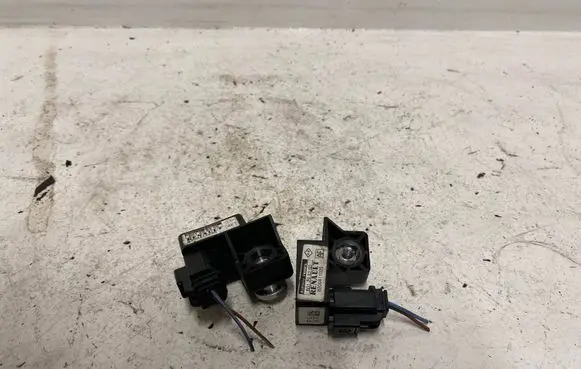 Renault Scenic II - Grand scenic II Airbag deployment crash/impact sensor 8200411025 601298200