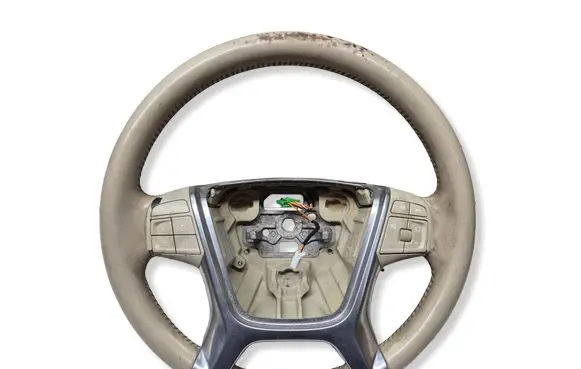 Volvo XC70 Steering wheel P31271095
