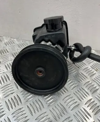 Mercedes-Benz C W204 Power steering pump 80ST417