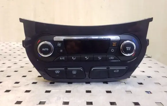 Ford Kuga II Climate control unit DV4T18C612AC