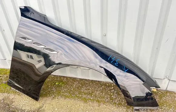 Maserati Ghibli Fender