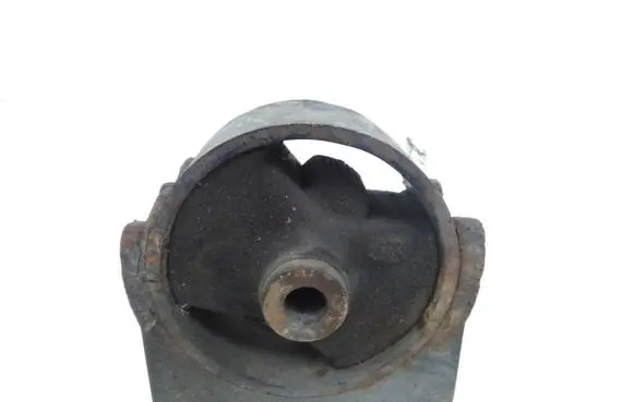 Toyota Corolla E120 E130 Gearbox mount