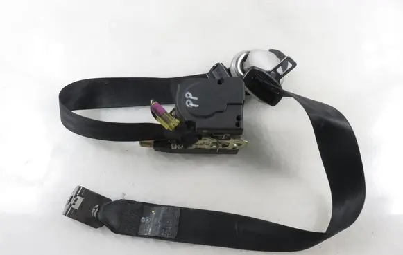 Volkswagen Golf IV Front seatbelt 33016960 1J4857706AA