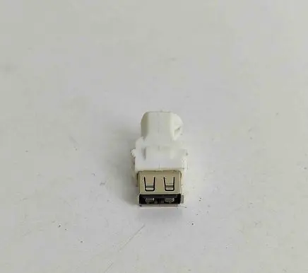 BMW X7 G07 USB socket connector 9229294