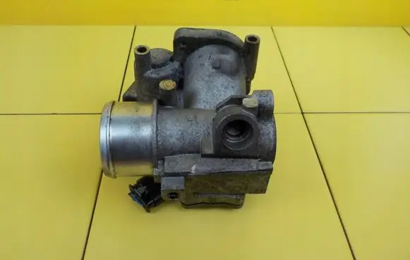 Opel Corsa E Throttle body valve 55260126 29SP43