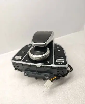 Mercedes-Benz GLC X253 C253 Head unit multimedia control A2059005915 A2059020104 A2059015409