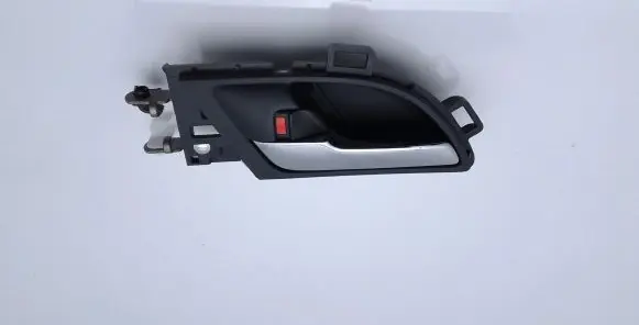 Rear door interior handle