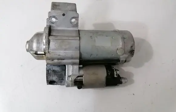 BMW 5 F10 F11 Starter motor 8570846
