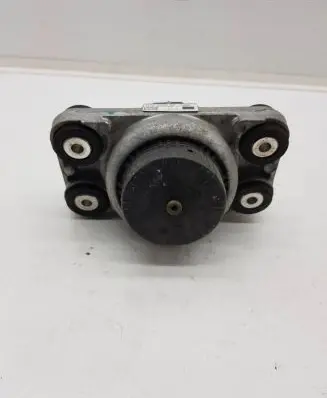 Land Rover Range Rover Sport L494 Engine mount bracket FPLA6A003BB 4518160