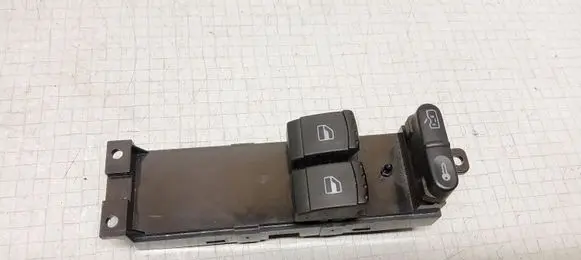 Volkswagen PASSAT B5.5 Electric window control switch 1J3959857B