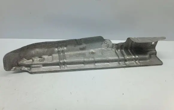BMW X5 E70 Heat shield in engine bay 8511809 11628511809