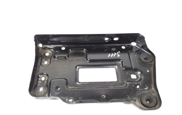 Battery bracket