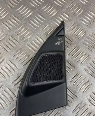 Volvo XC90 Front door high frequency speaker 30752357