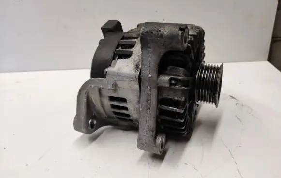 BMW X6 E71 Generator/alternator 8509739 2609481B FG18S060