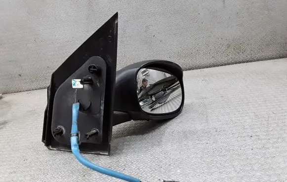 Front door electric wing mirror