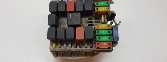 Iveco Daily 35 - 40.10 Fuse module 69501171