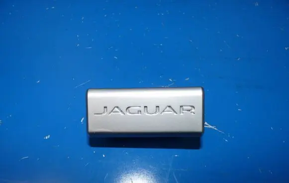 Jaguar XE Manufacturer badge logo/emblem GX73045F44AA