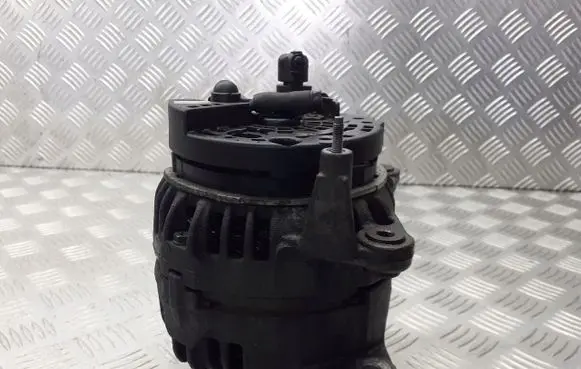 Audi A3 S3 8P Generator/alternator 03F903023F