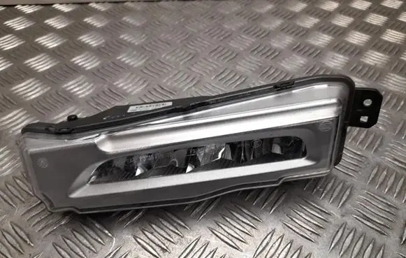 BMW X5 G05 Front fog light 7406365