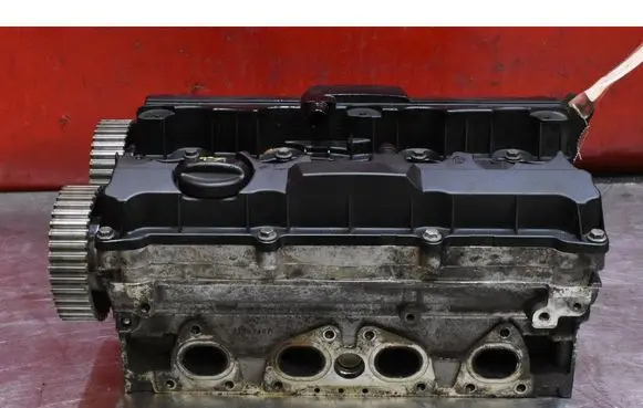 Citroen C4 I Engine head 9656769580