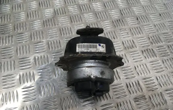 BMW X5 E70 Engine mount bracket 6787103
