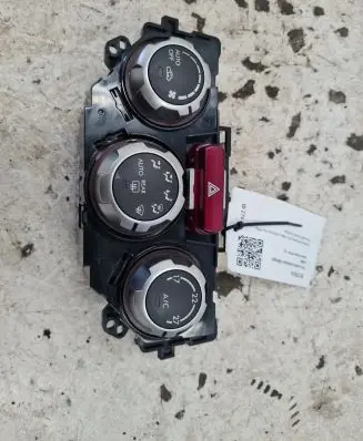 Subaru Forester SH Climate control unit