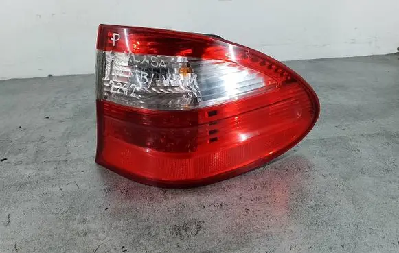 Rear/tail lights