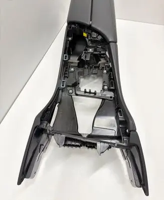BMW 5 F10 F11 Armrest 9113860 11242010