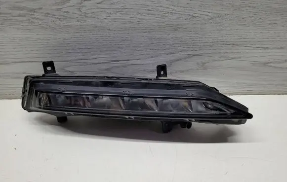 Skoda Superb B8 (3V) Front fog light 3V0941700B