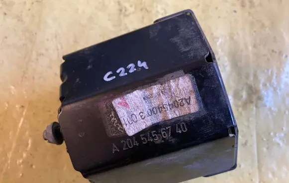 Mercedes-Benz C W204 Alarm system siren A2048203826