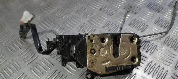 Mazda 626 Front door lock 1528007031 152800-7031