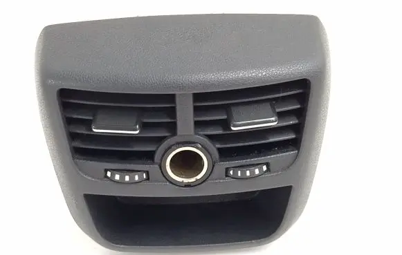 Rear air vent grill